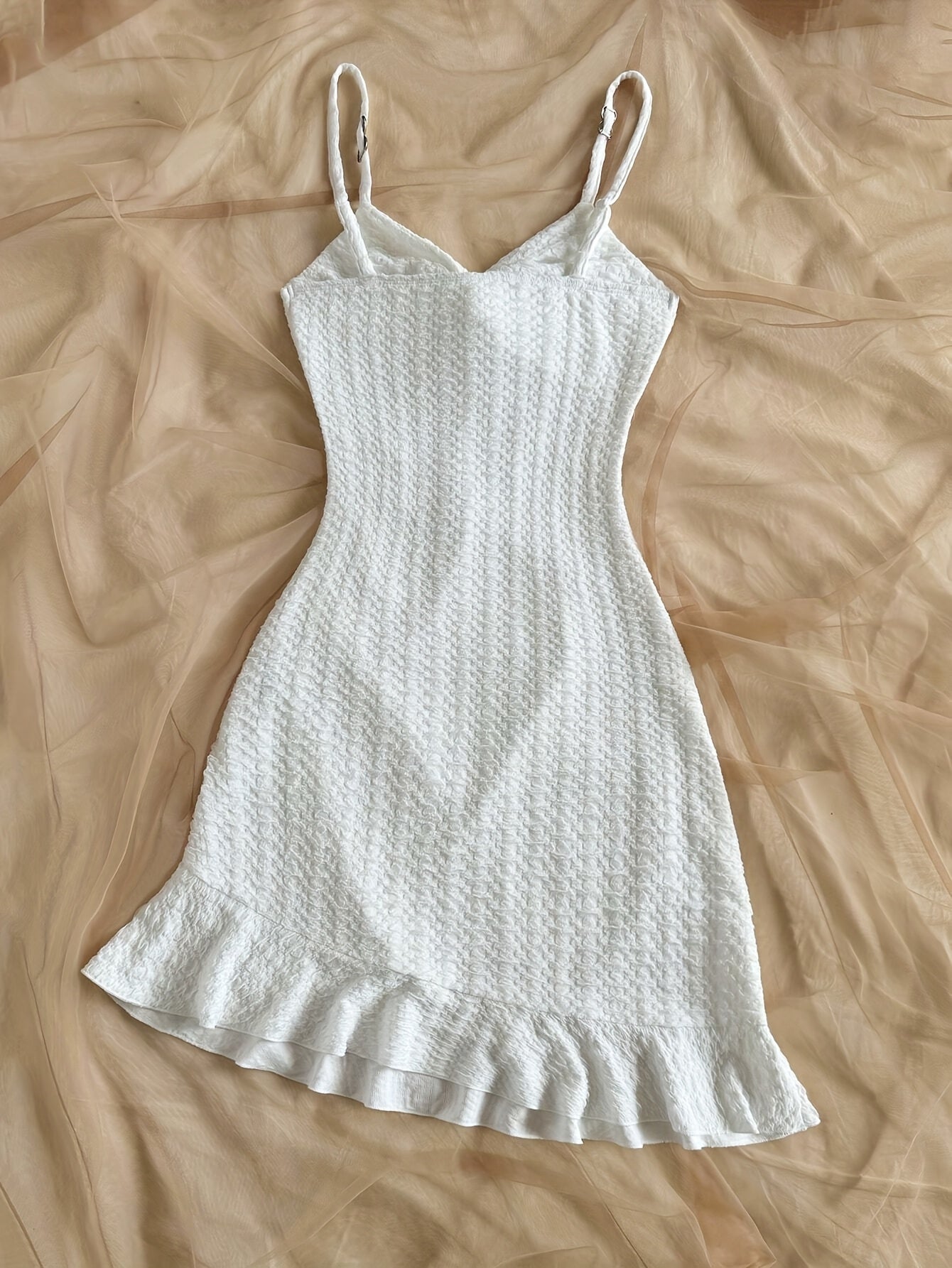 Women's Lightweight Spaghetti Strap Summer Dress with Ruffled Hem - Solid Color Flared A-Line Silhouette, Machine Washable for Beach, Casual & Semi-Formal Occasions, Beach Dress | Ruffled Hem Dress | Stylish Sleeveless Top, S